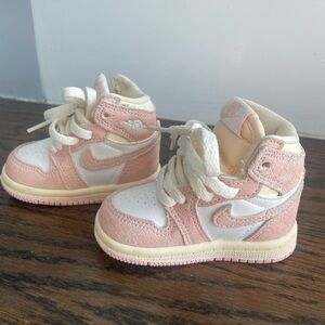 Brand new!! Nike baby shoes- Pink and Cream Sneakers